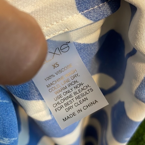 NWT ALEXIS Brazil Dress in Royal Blue - Picture 11 of 12